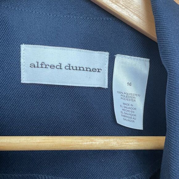 Alfred Dunner Blue Blazer Classic Suit Jacket Women 16 Polyester 2 Button Close - Picture 3 of 6